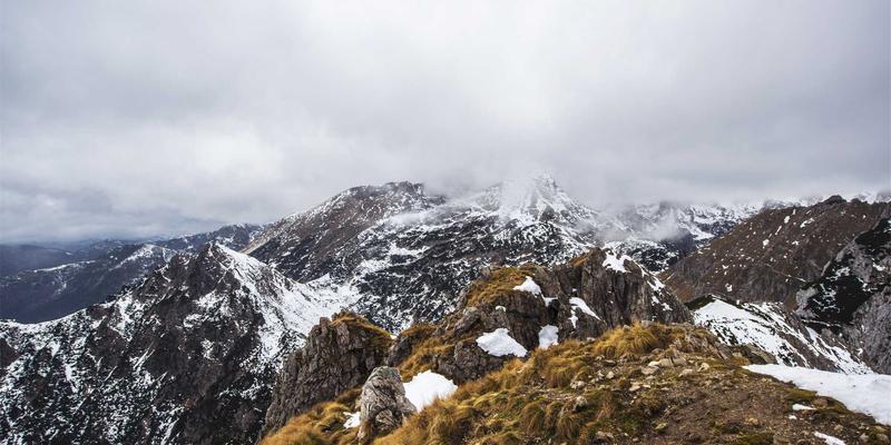 崇尼特自动化设备维护全攻略：精密加工与机械制造的长效保障