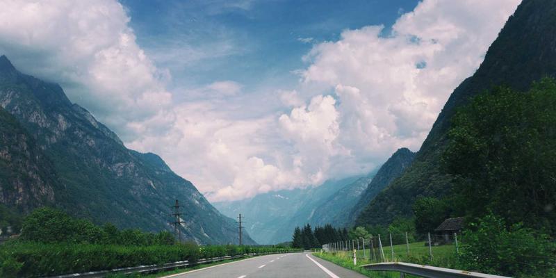 超越采购价:崇尼特自动化设备选型中,如何用LCC模型精准计算能耗与全生命周期成本